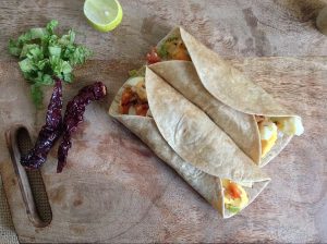 Spicy Egg & Lettuce Wrap