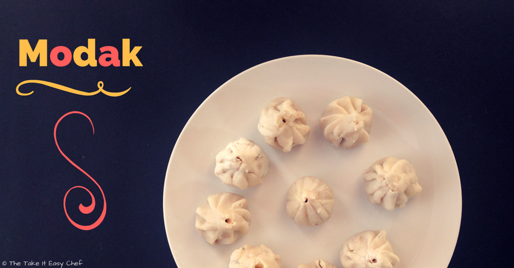 Modak (Modhaka/Kozhakkatta/Kadubu/Modhakam) Sweet dumplings with grated coconut and jaggery filling) 