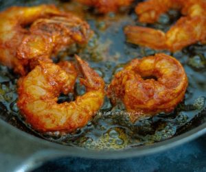 Chilli Fried Prawns Steps - Frying the prawns